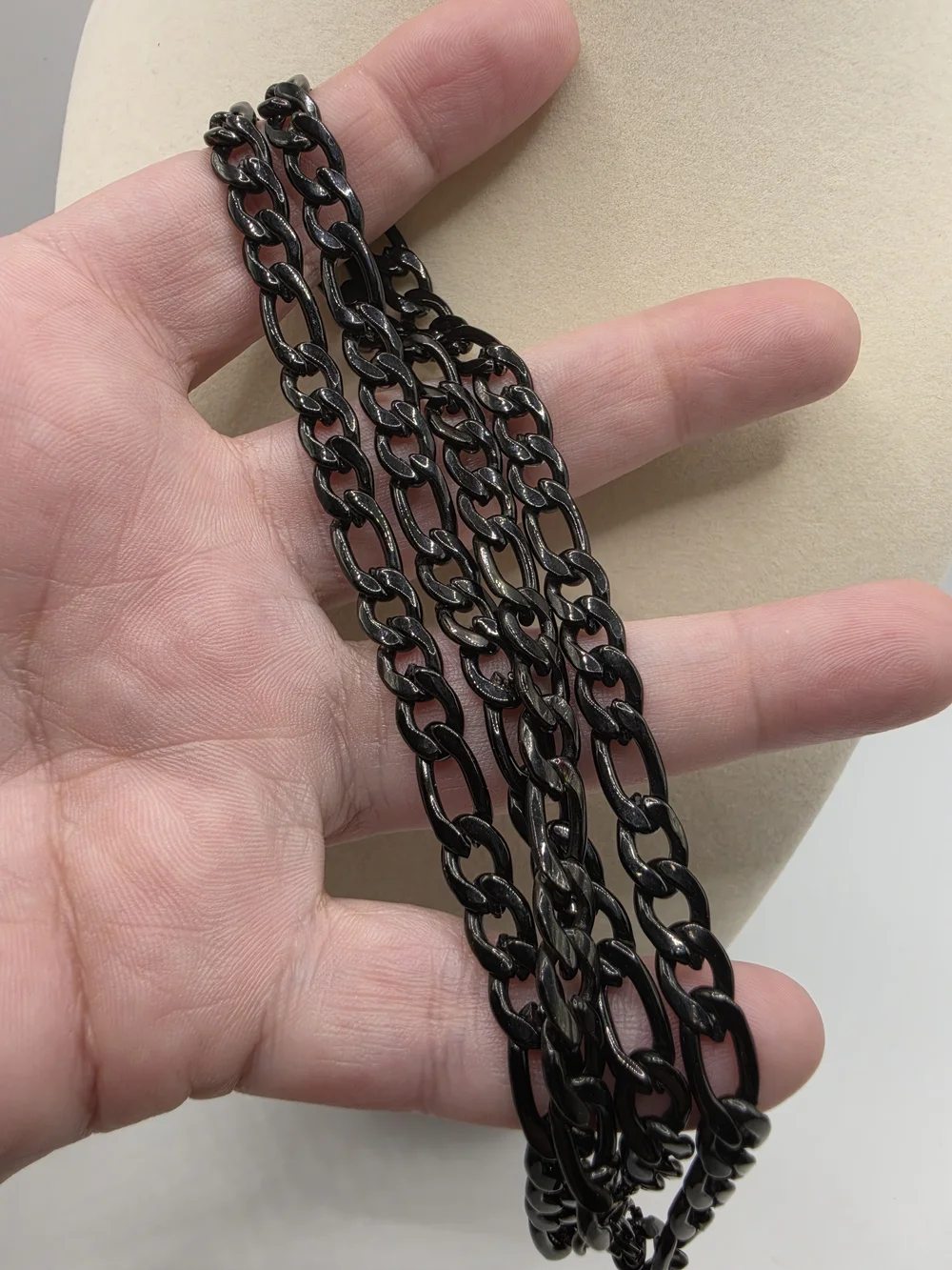Men's Black 26 Inch Figaro Necklace